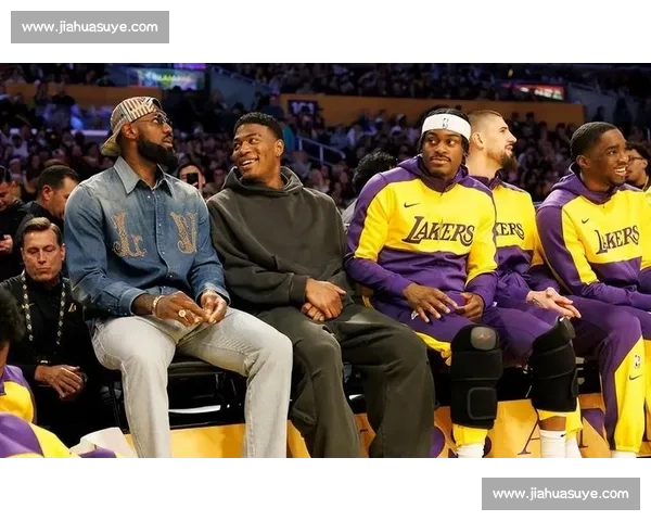 50 分盛宴照出湖人刚需!八村垒何时成詹皇真帮手? 50 分盛宴照出湖人刚需!八村垒何时成詹皇真帮手?