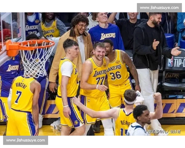 东契奇湖人首胜狂砍 49+11+8！单节 23 分比肩科比